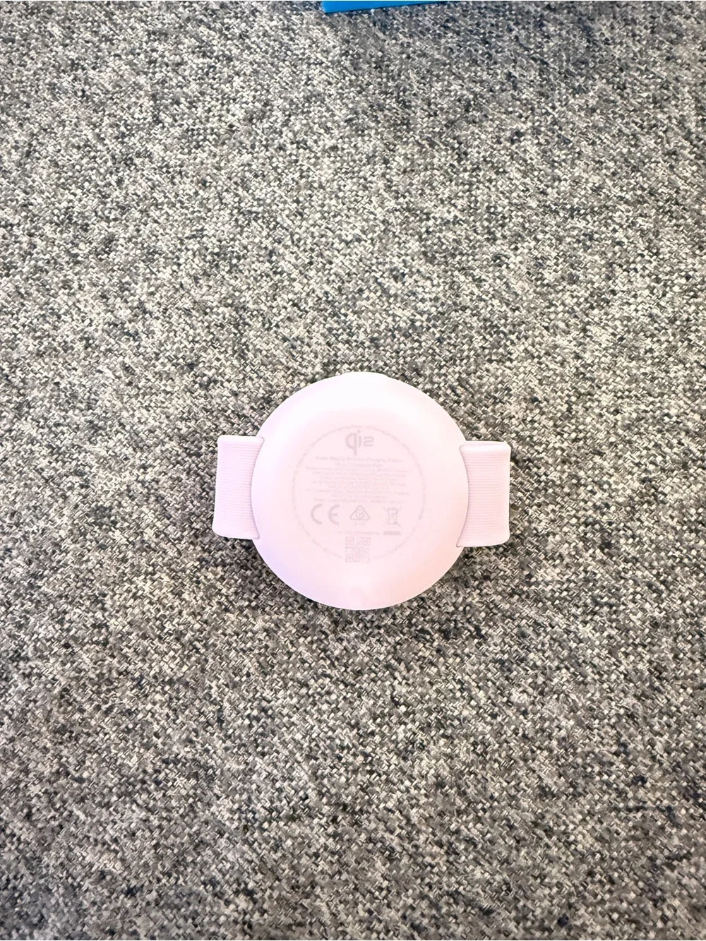 Anker Ultra-Compact 3-in-1 Qi2 Charger - White with Pink Accents
